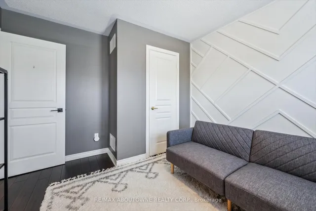 Additional image 30 of 513 Charles Potter Lane