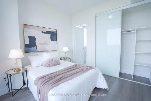 Additional image 17 of 18 Graydon Hall Dr Unit 2303