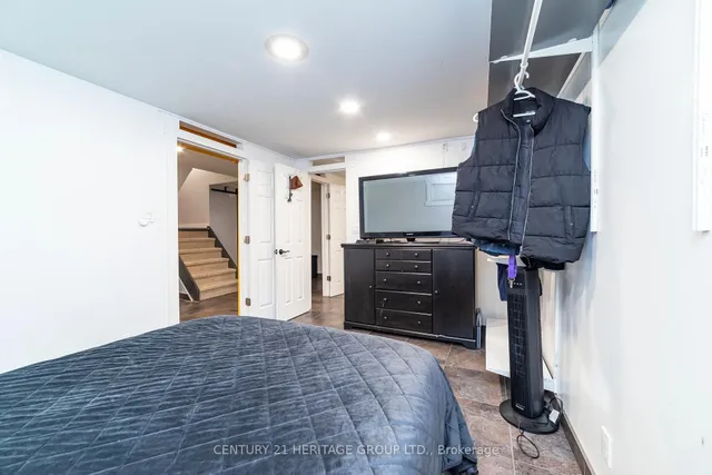 Additional image 48 of 333 Enfield Rd