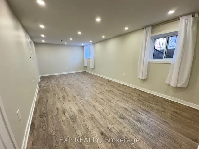 Additional image 26 of 250 West 31st St