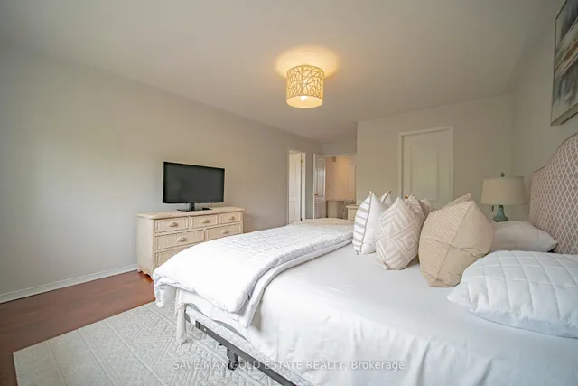 Additional image 33 of 4830 Verdi St