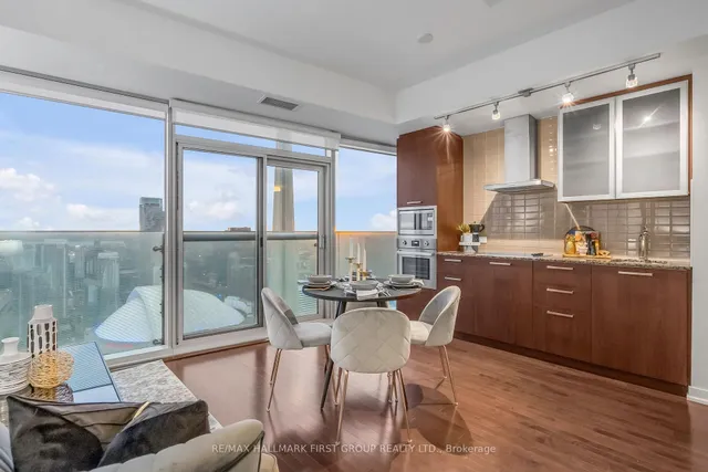 Additional image 6 of 12 York St Unit 5306