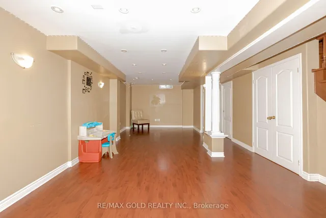 Additional image 29 of 87 Queen Mary Dr