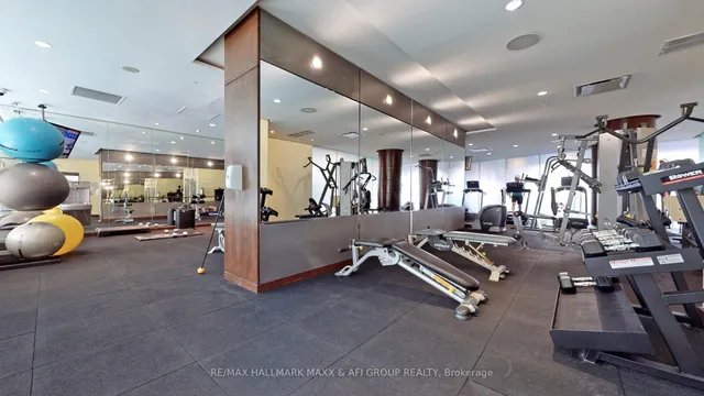 Additional image 34 of 5 NORTHTOWN Way Unit 707