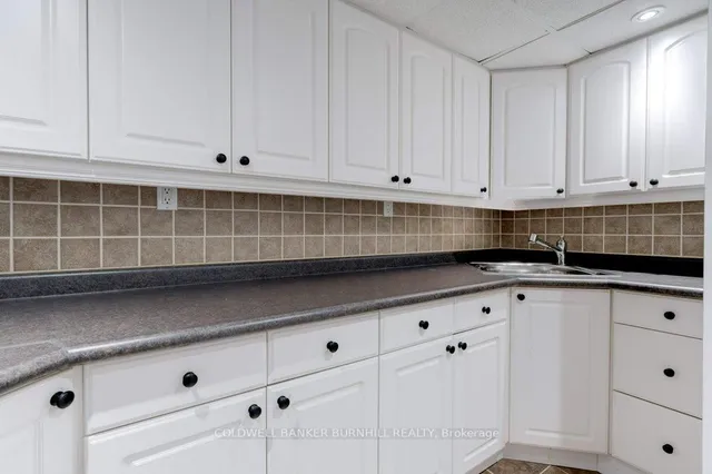 Additional image 35 of 1940 Four Seasons Dr