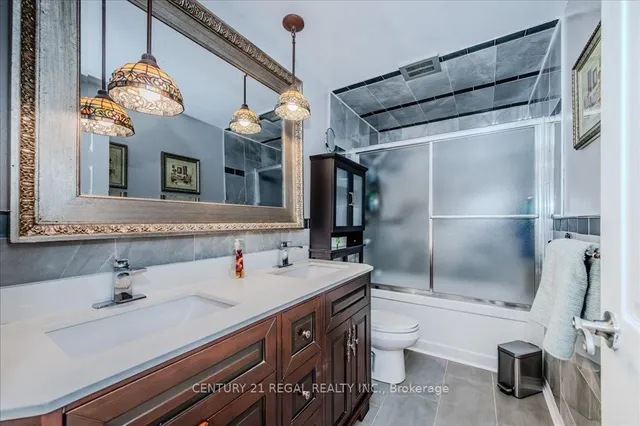 Additional image 30 of 107 Roseneath Cres