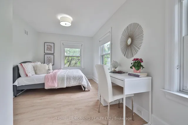 Additional image 37 of 542 Deloraine Ave