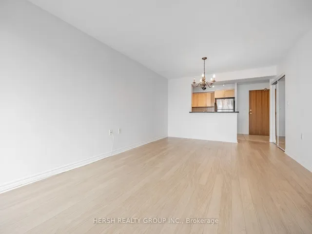 Additional image 14 of 3840 Bathurst St Unit 314