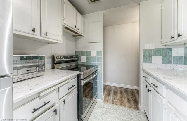 Additional image 18 of 30 Avalon Pl Unit 202