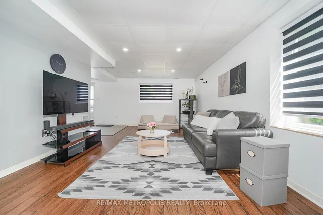 Additional image 22 of 44 Tineta Cres