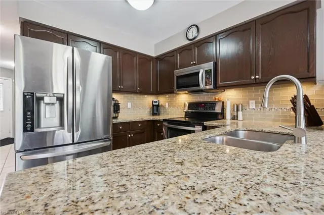 Additional image 15 of 23 Michelle Crt