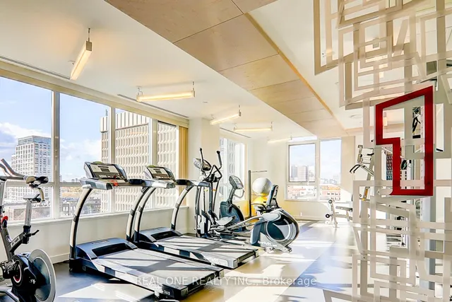 181 Huron St Unit 201