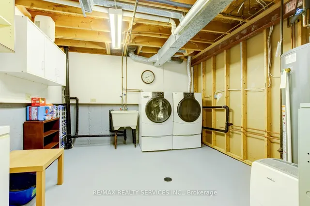 Additional image 40 of 27 Oleander Cres