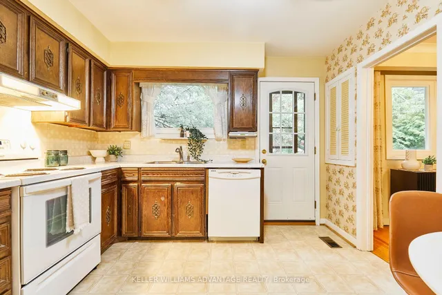 Additional image 7 of 53 Regency Sq