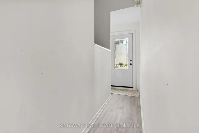 Additional image 19 of 7596 Creditview Rd