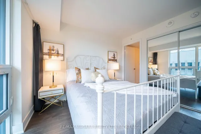 Additional image 14 of 955 Bay St Unit 2109