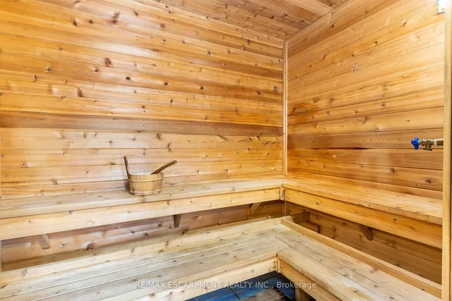 Additional image 32 of 105 Glenariff Dr