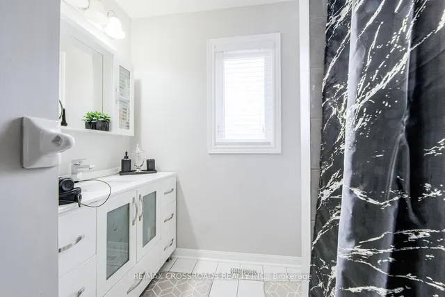 Additional image 34 of 34 Narrow Valley Cres