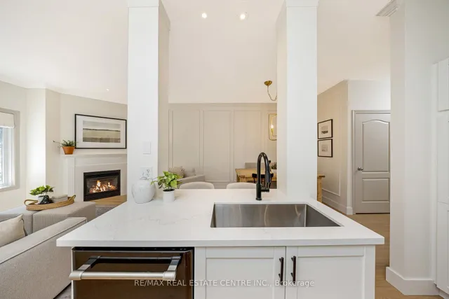 Additional image 16 of 5080 Fairview St Unit 65