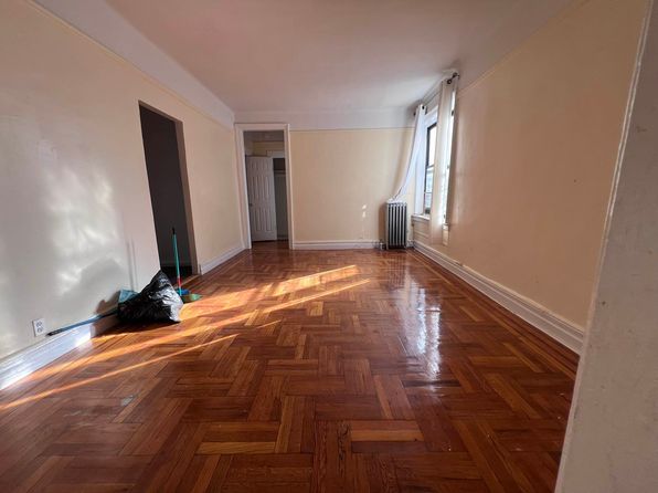 4 Bogardus Pl #5G, New York, NY 10040