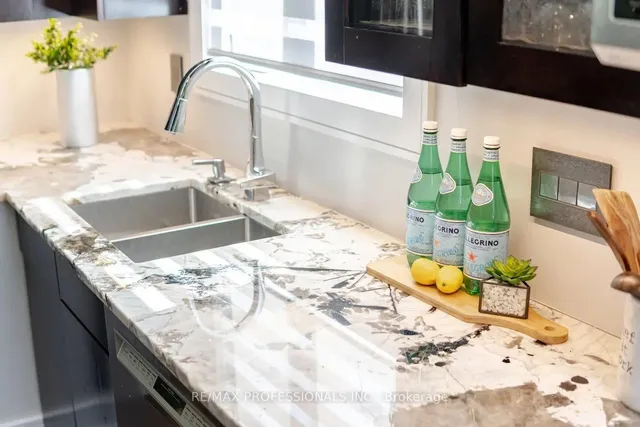 Additional image 12 of 39 Old Oak Rd