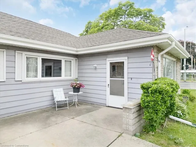 Additional image 3 of 693 Upper James St