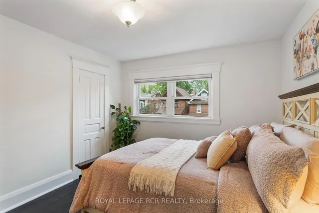 Additional image 28 of 542 Runnymede Rd