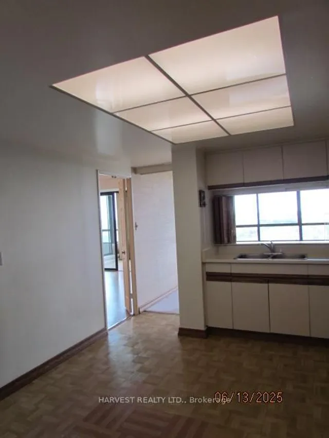 Additional image 28 of 255 Bamburgh Circ Unit 2102