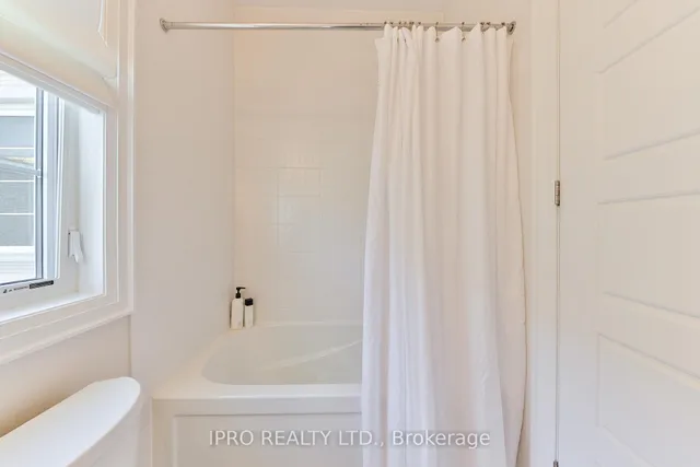 Additional image 35 of 226 Mcwilliams Cres