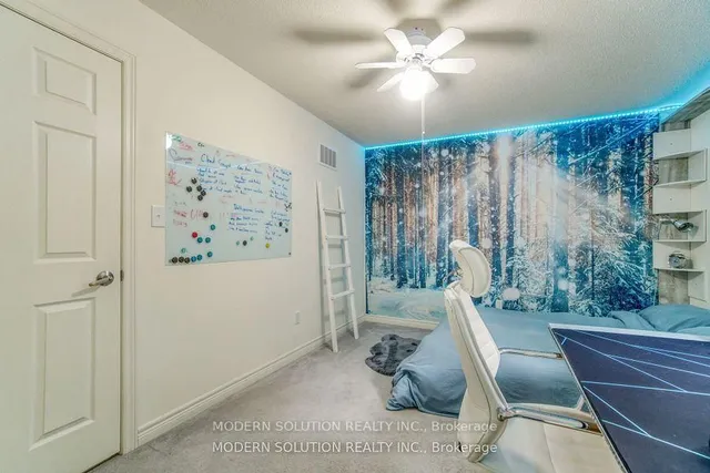 Additional image 37 of 552 Bessborough Dr