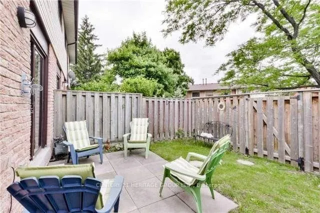 Additional image 20 of 86 Collins Cres