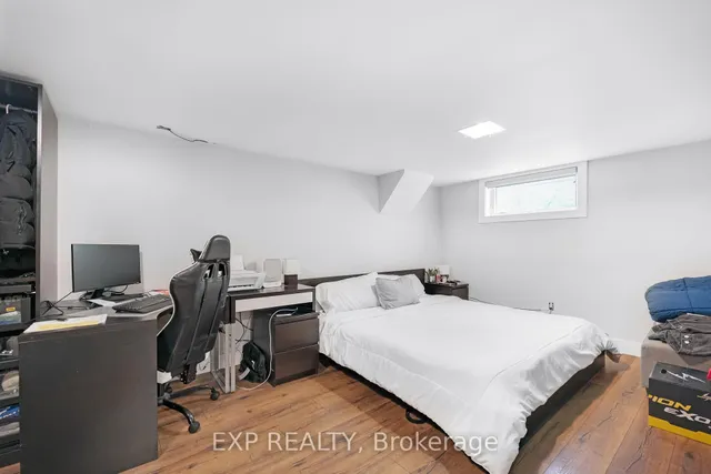Additional image 35 of 16 Camilla Cres