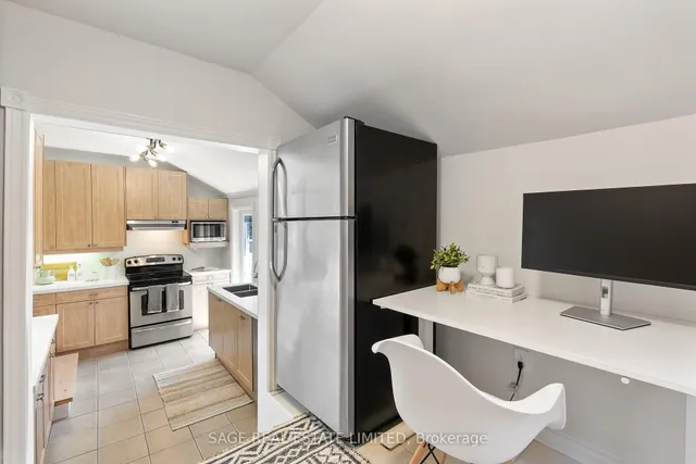 Additional image 14 of 4047 Old Dundas St