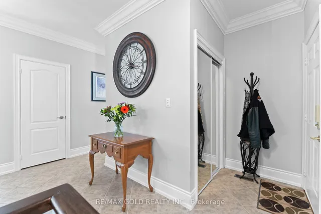 Additional image 13 of 36 Slipneedle St