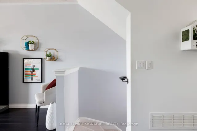 Additional image 3 of 110 Caledonia Park Rd Unit 1