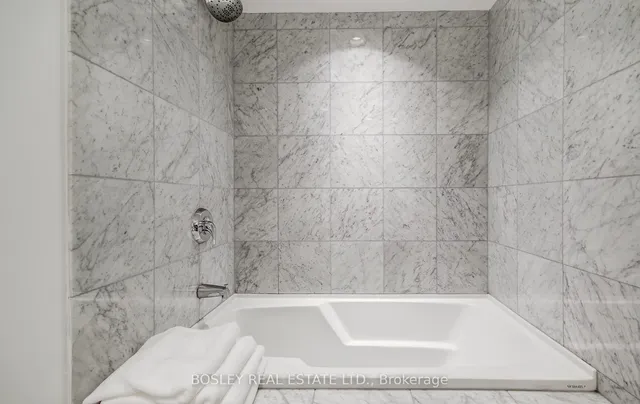 Additional image 18 of 8 Park Rd Unit 2010