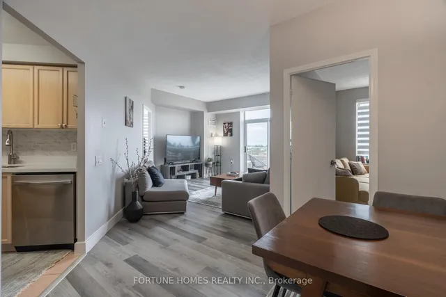 Additional image 10 of 650 Lawrence Ave Unit 816