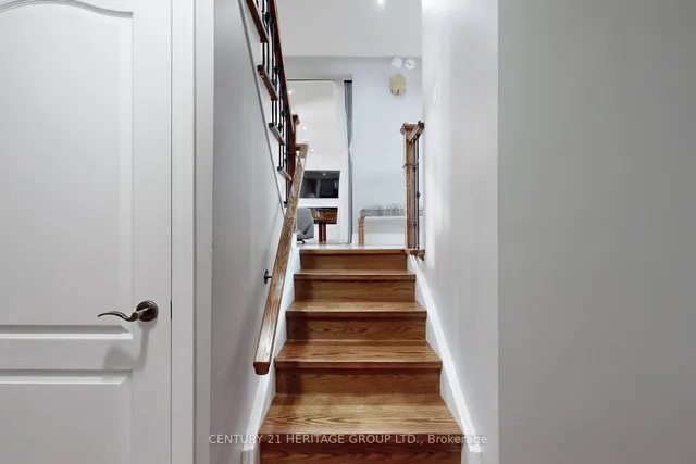 Additional image 36 of 16 Marblehead Rd