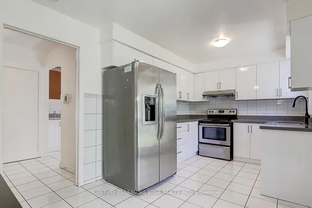 Additional image 7 of 64 Alexmuir Blvd