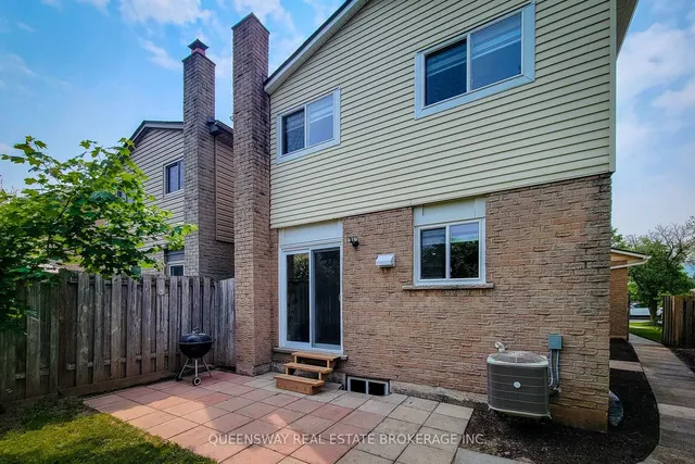 Additional image 7 of 142 Macintosh Dr