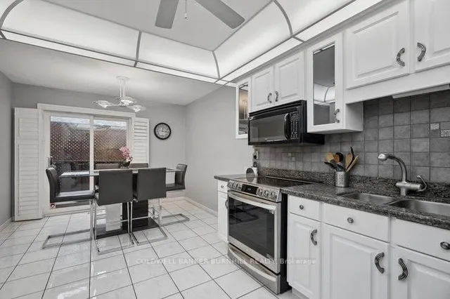 Additional image 18 of 1045 Dowland Cres