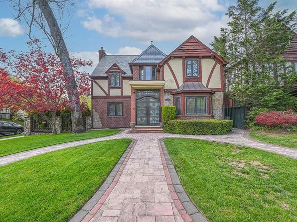 18603 Midland Pkwy, Jamaica, NY 11432