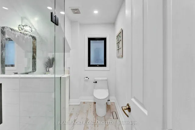 Additional image 21 of 20 Dunraven Dr