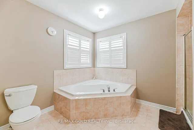 Additional image 32 of 54 GAMSON Cres
