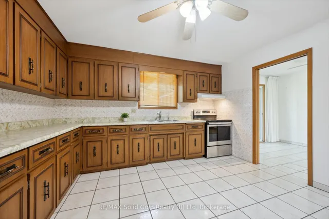 Additional image 13 of 246 Thaler Ave