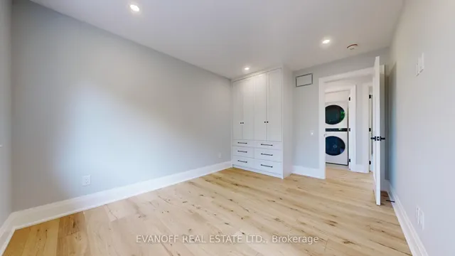 Additional image 31 of 45 Boyce Ave