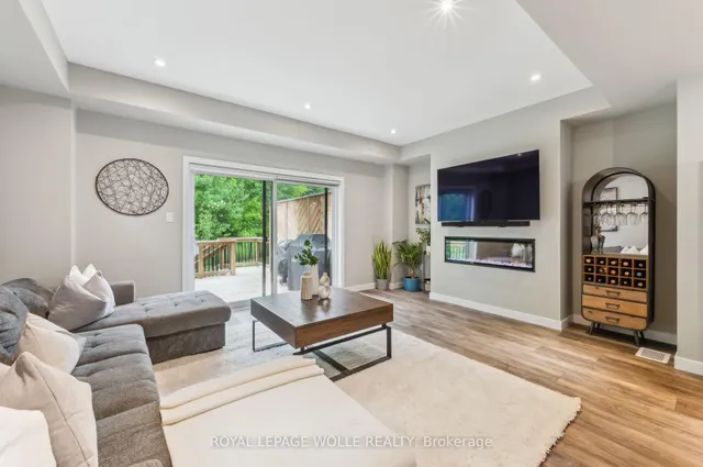 Additional image 18 of 946 Robert Ferrie Dr