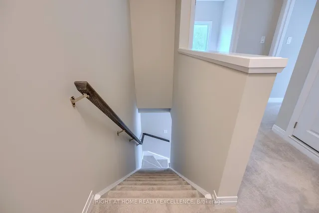 Additional image 16 of 261 Woodbine Ave Unit 28