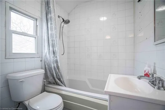 Additional image 23 of 50 Robins Ave