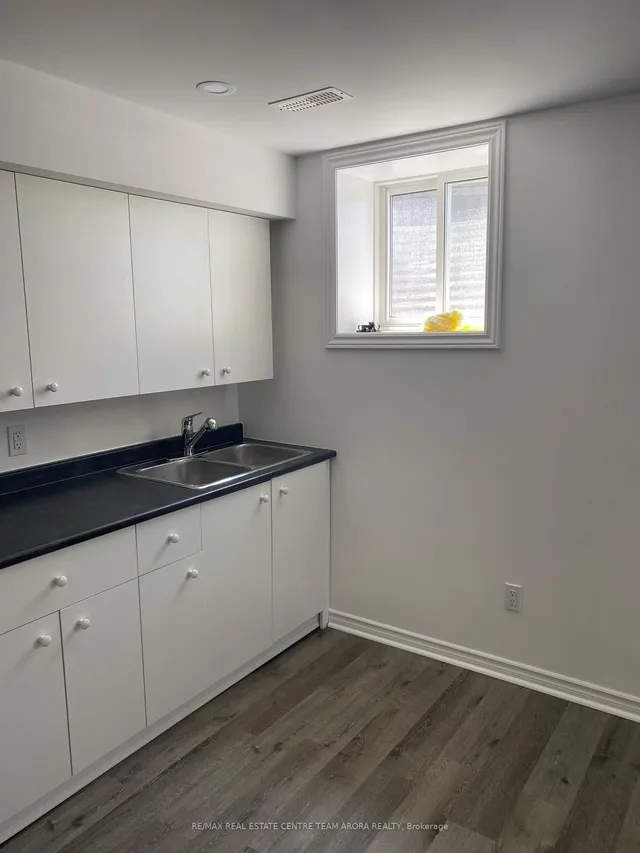 Additional image 40 of 18 Fenchurch Dr